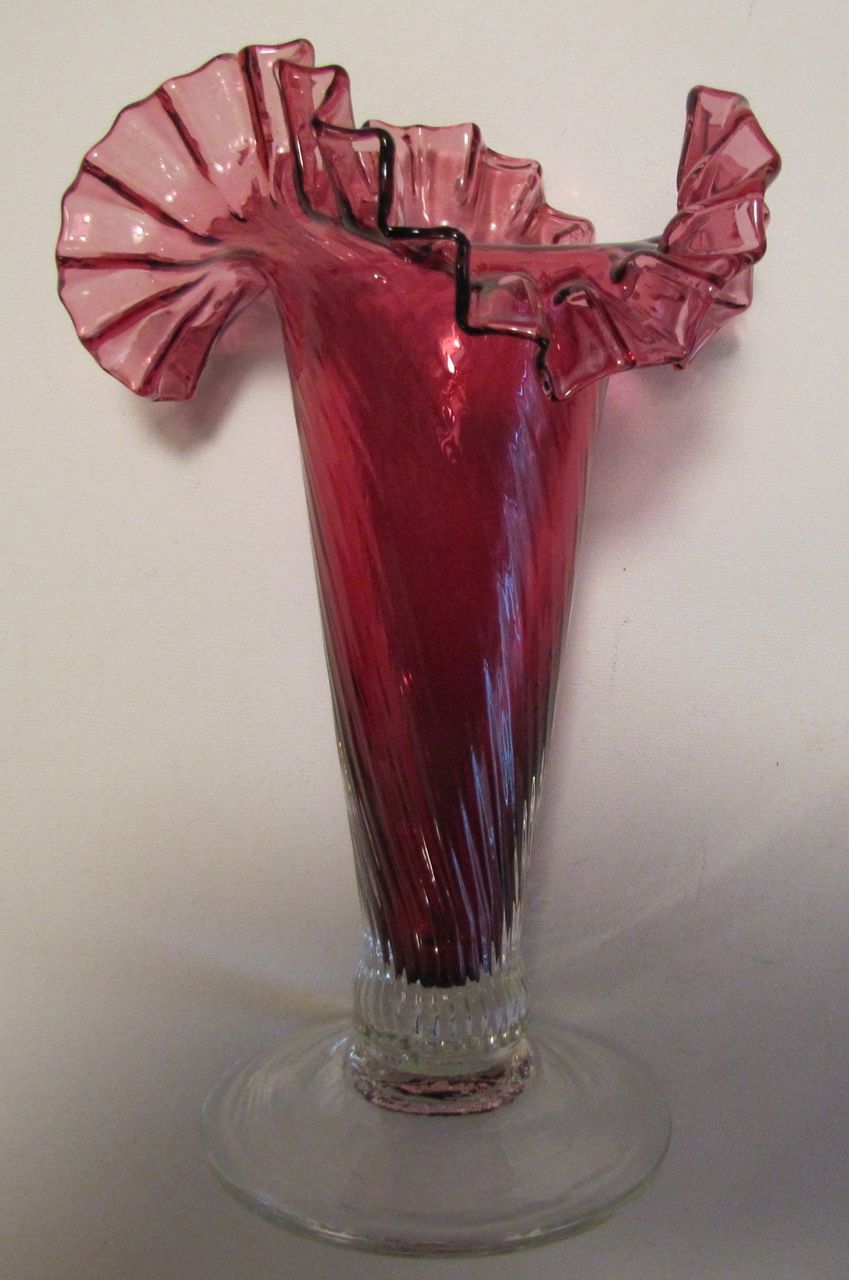 Antiqueoyster Murano Art Glass Vase Cranberry And Clear Ruffled